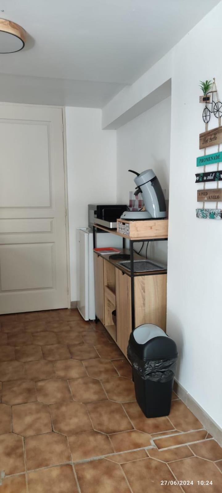 Apartmán A L Ombre Du Figuier Cagnac-les-Mines Exteriér fotografie