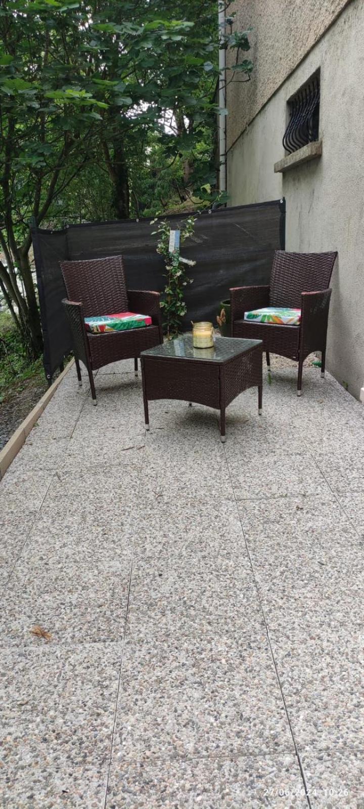 Apartmán A L Ombre Du Figuier Cagnac-les-Mines Exteriér fotografie