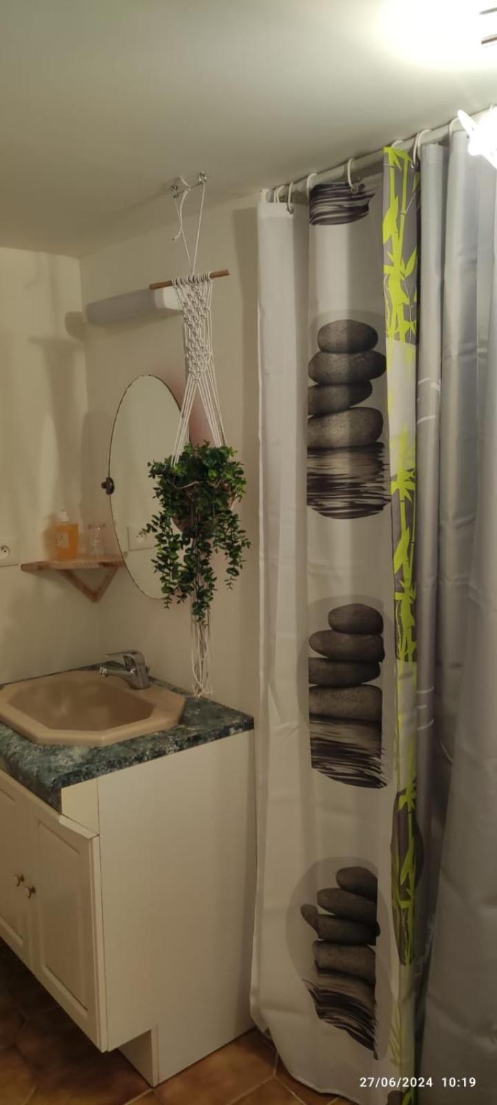 Apartmán A L Ombre Du Figuier Cagnac-les-Mines Exteriér fotografie